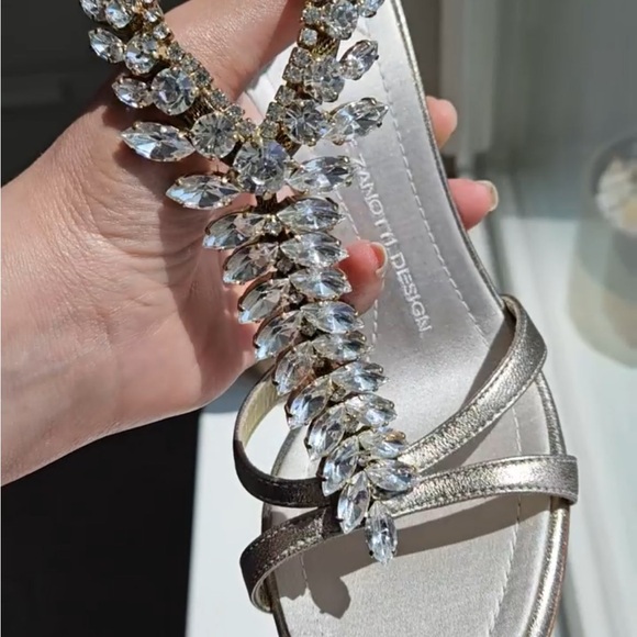 💎✨ RARE Gorgeous Giuseppe Zanotti Taupe Metallic Bejeweled Crystal Sandals - Picture 2 of 14